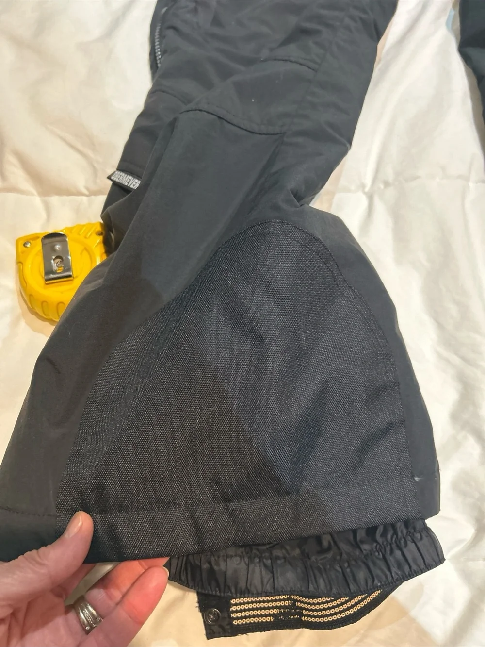 Obermeyer Ski Pants Mens M Black Insulated Snow Snowboard Side Zip Waterproof